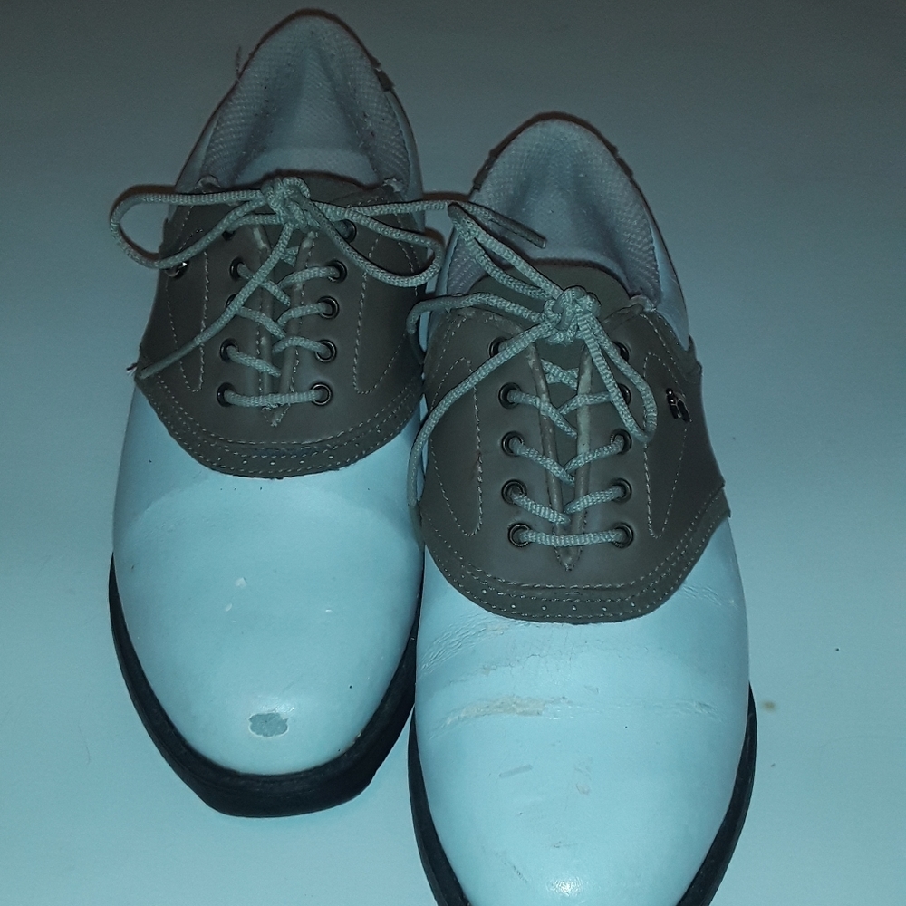 LADY FAIRWAY GOLF SHOES SZ 6